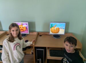 photo_5190679333012896918_y