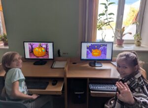 photo_5190679333012896923_y